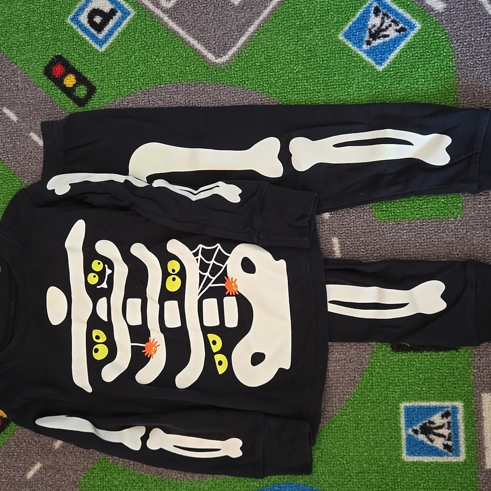 Carter's Glow In The Dark Skeleton Jammies